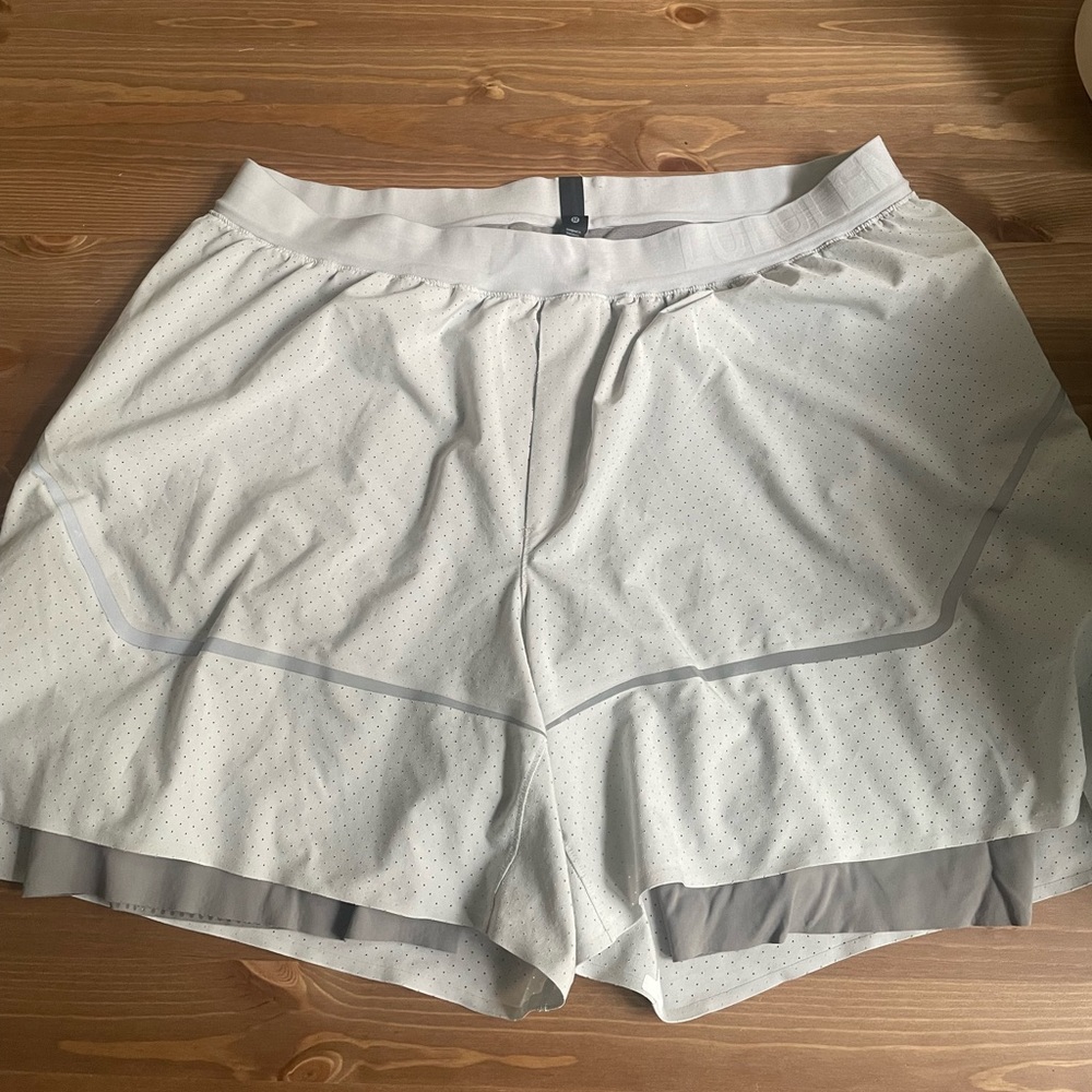 Lululemon surge shorts XXL